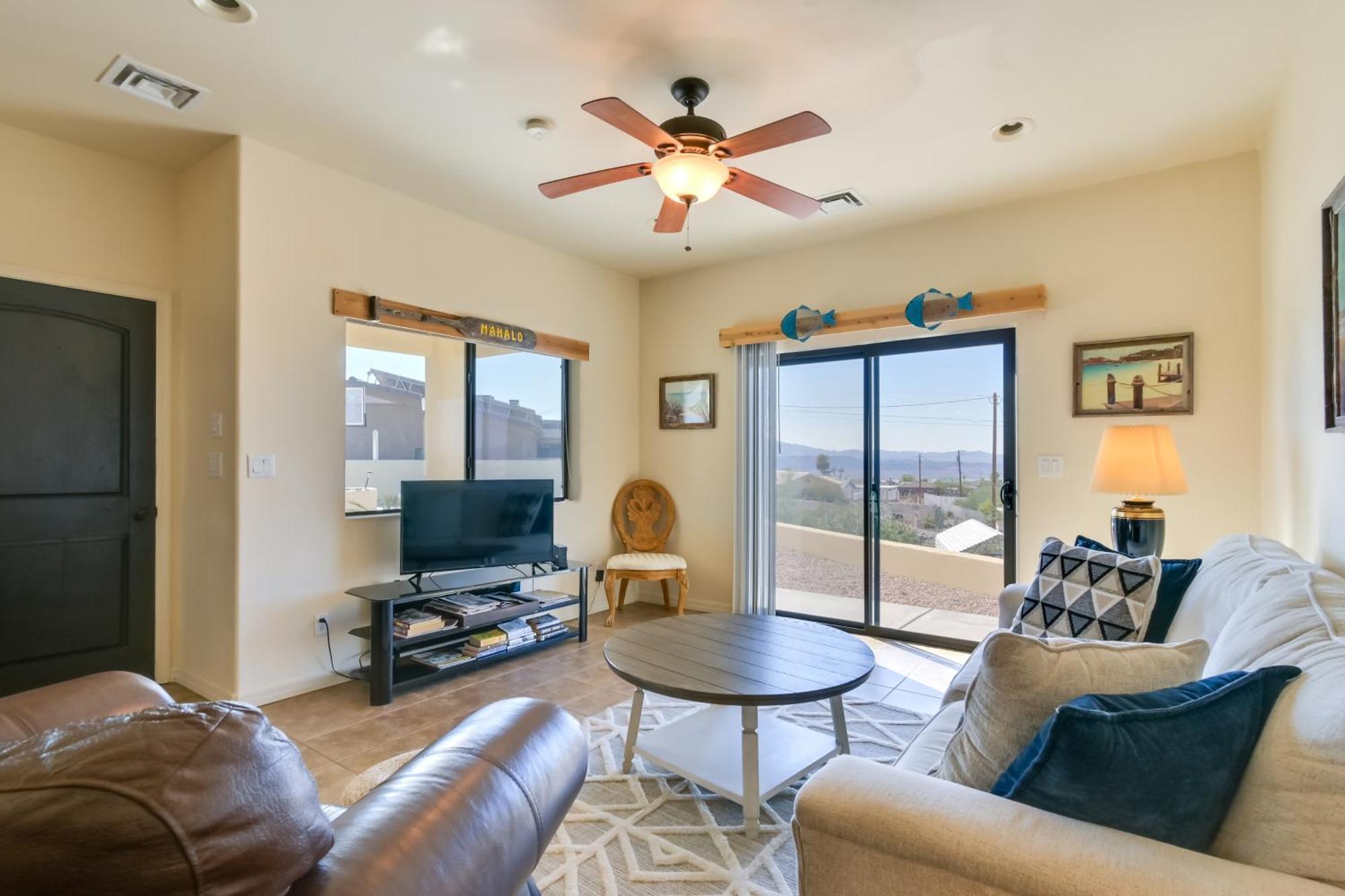 Holiday home Bright With Pool And - 5 Mi To Havasu *