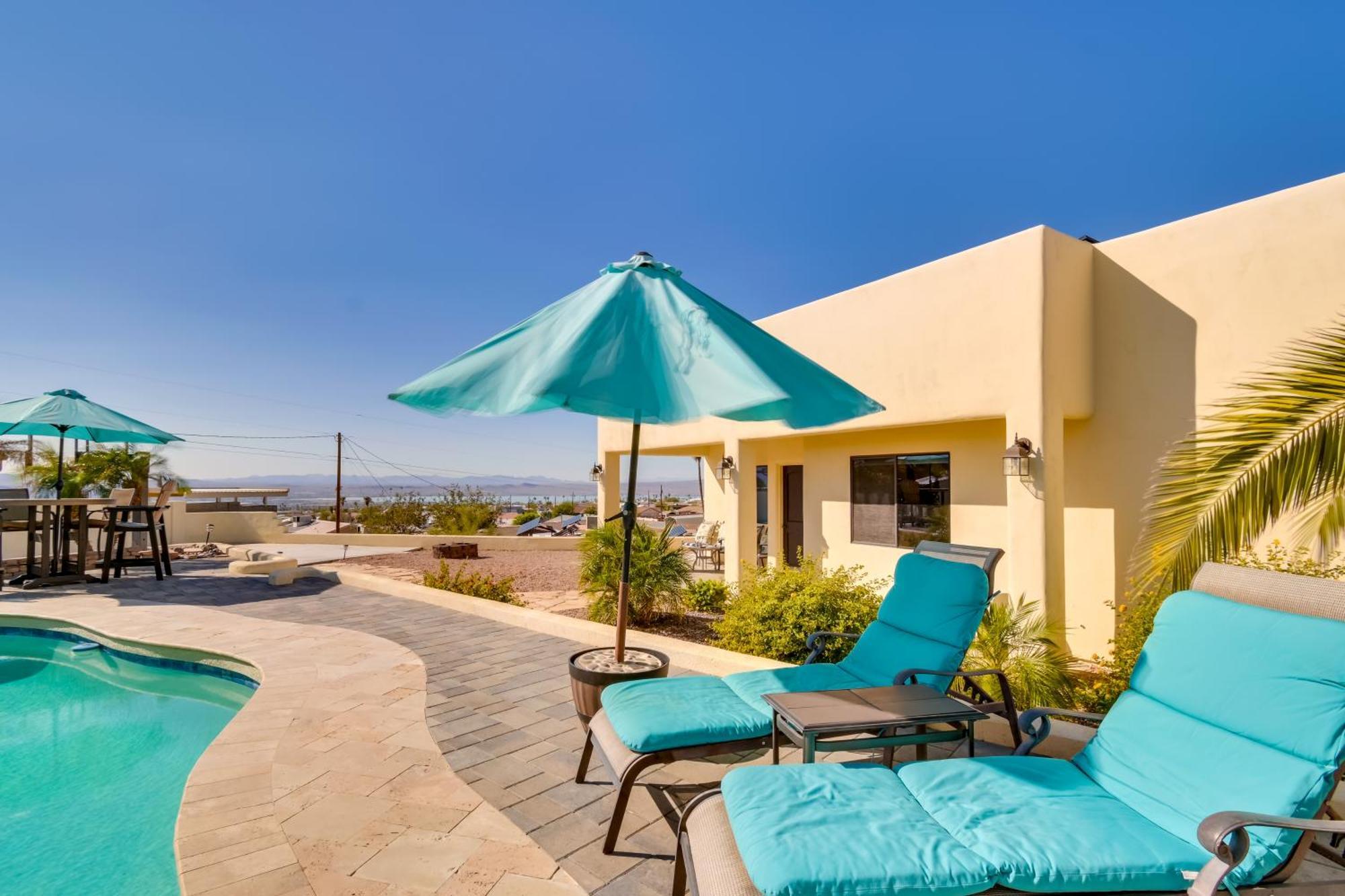 Bright With Pool And - 5 Mi To Havasu