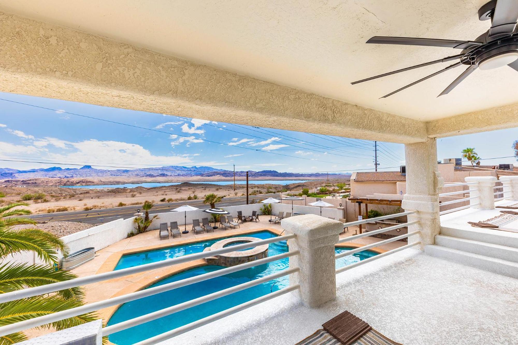 Lakeview Minute From New Launch With Pool And * Lake Havasu City