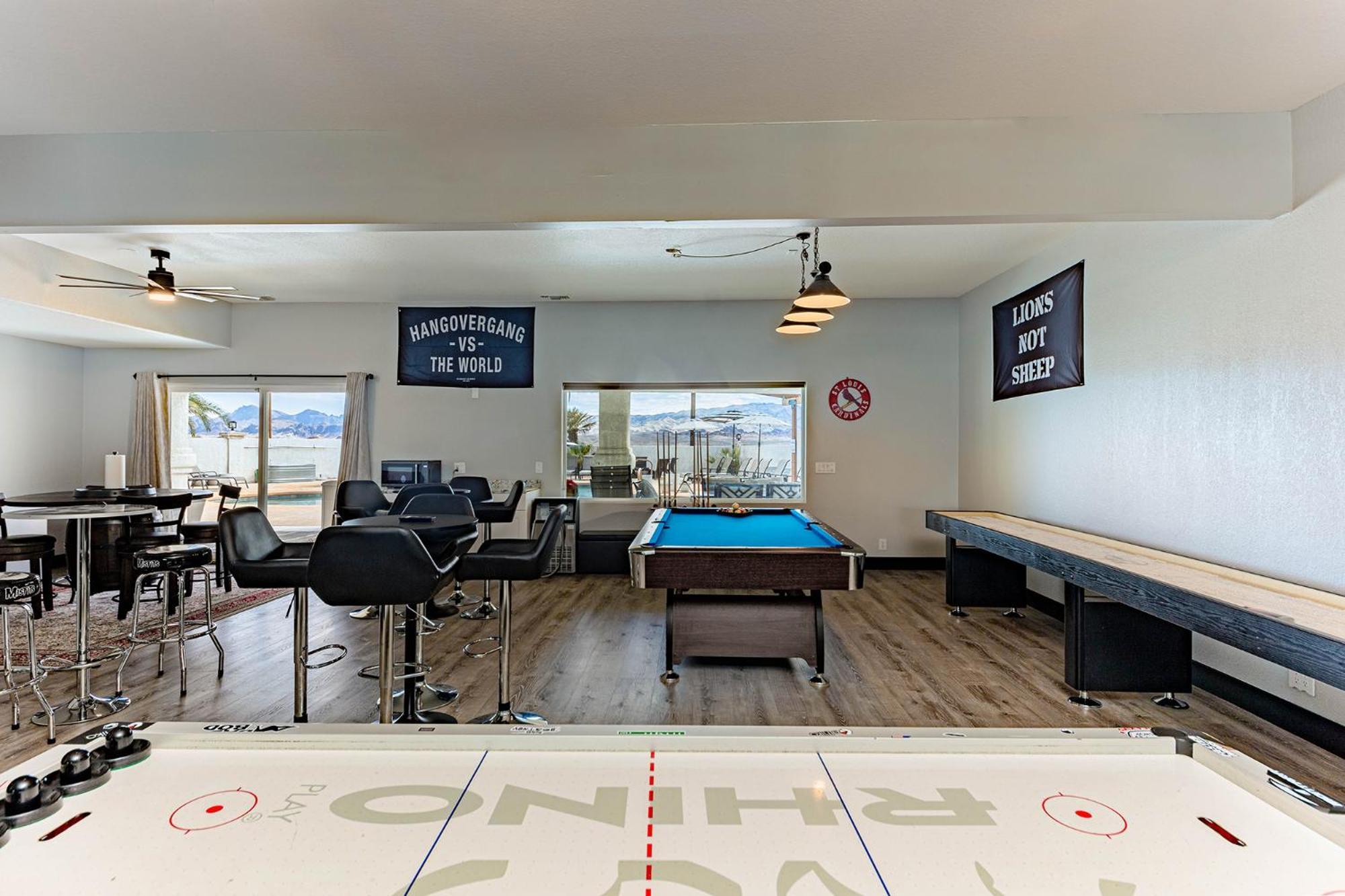 Lakeview Minute From New Launch With Pool And Apartment Lake Havasu City