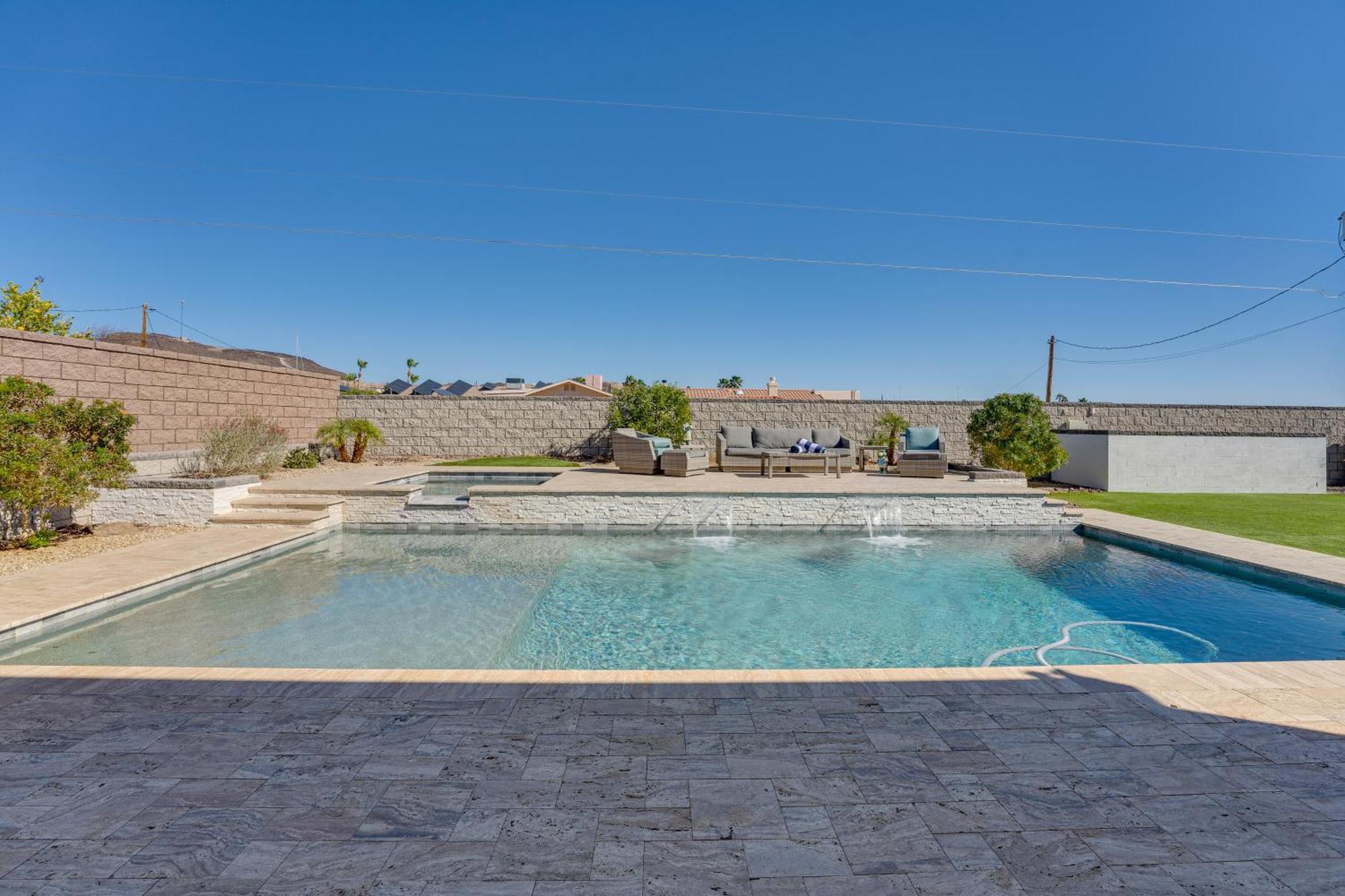 Havasu With Heated Pool And Spa! Holiday home Lake Havasu City