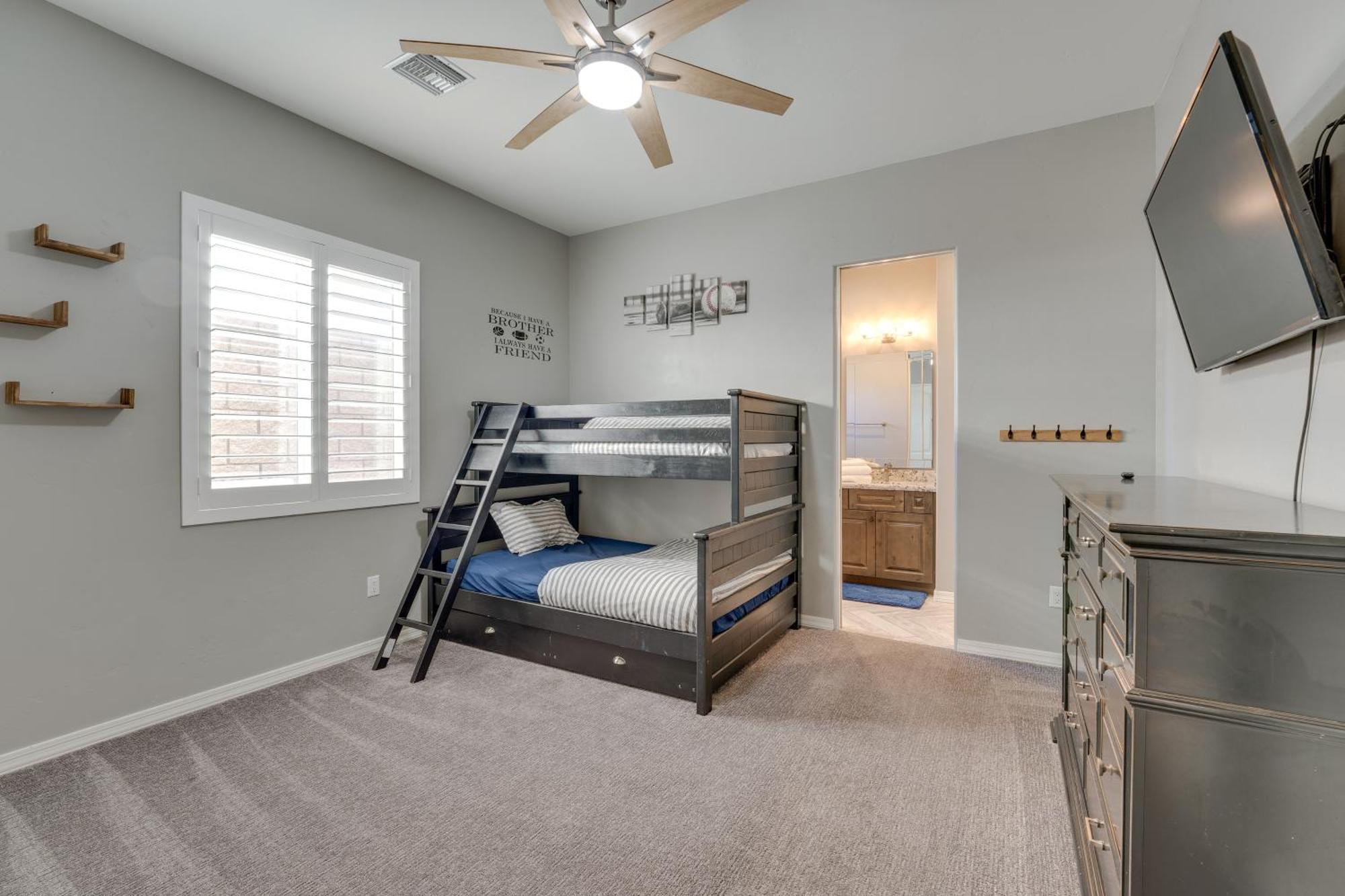 Holiday home Havasu With Heated Pool And Spa!