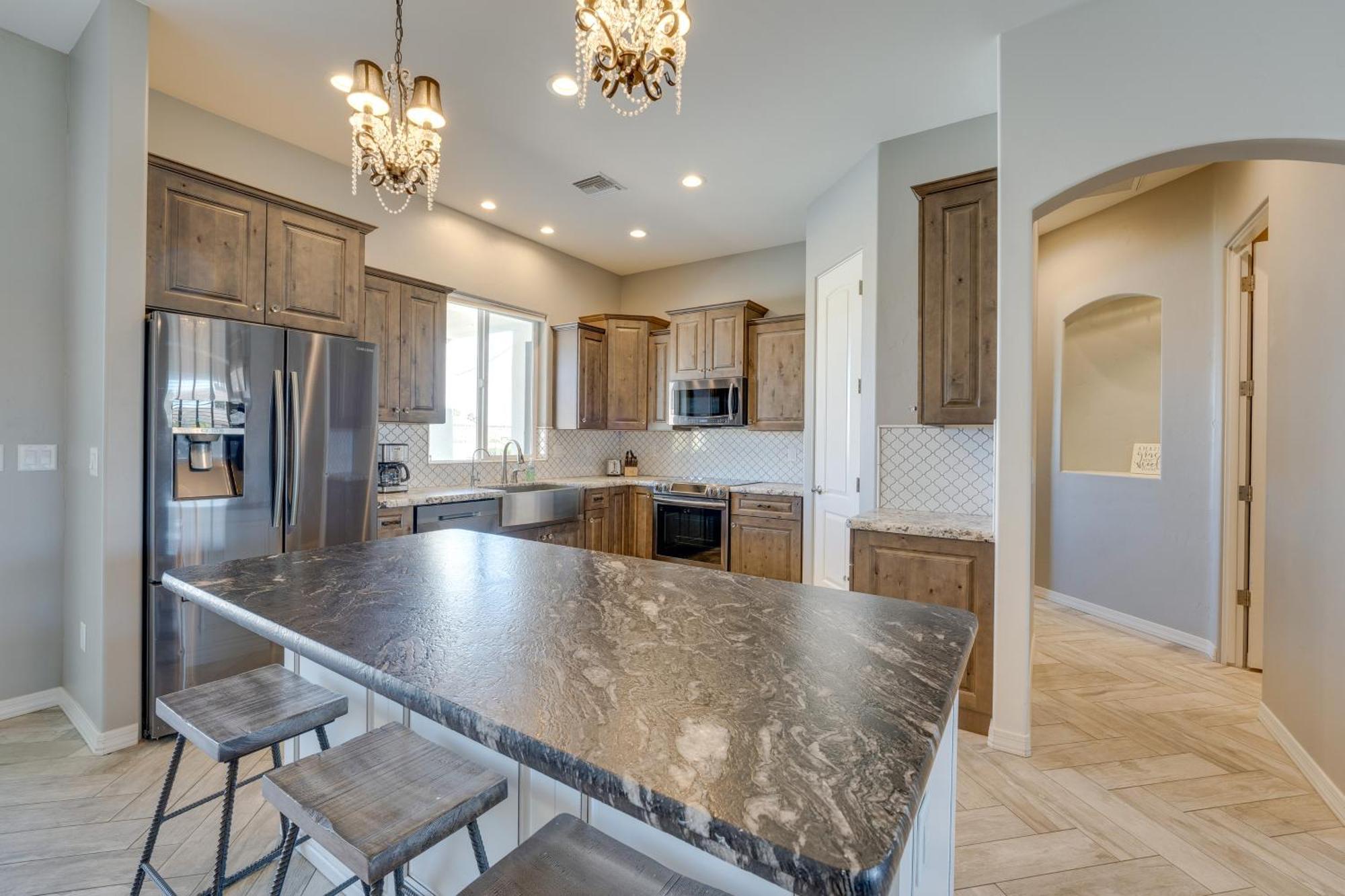 Havasu With Heated Pool And Spa!