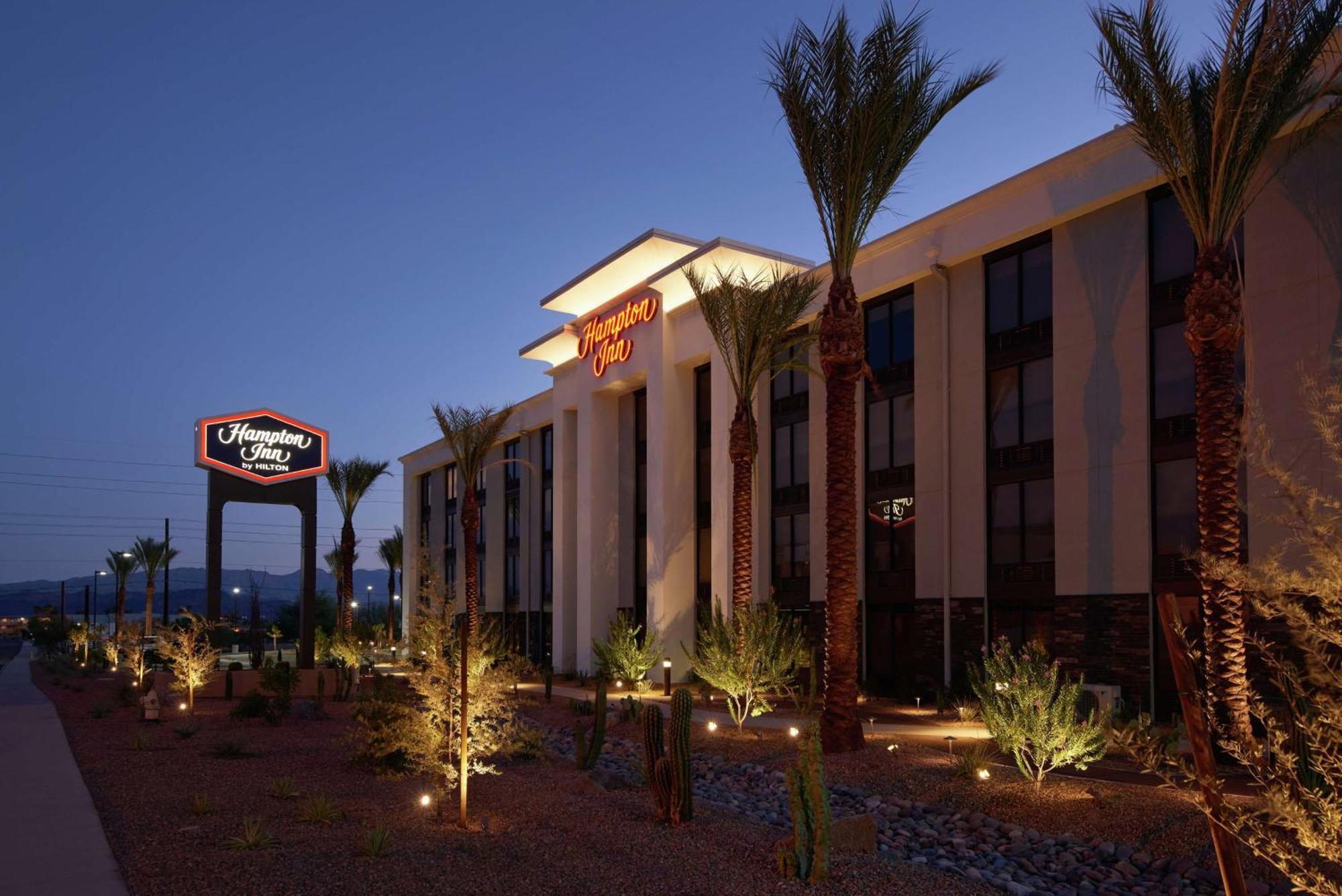 Hampton Havasu 3*