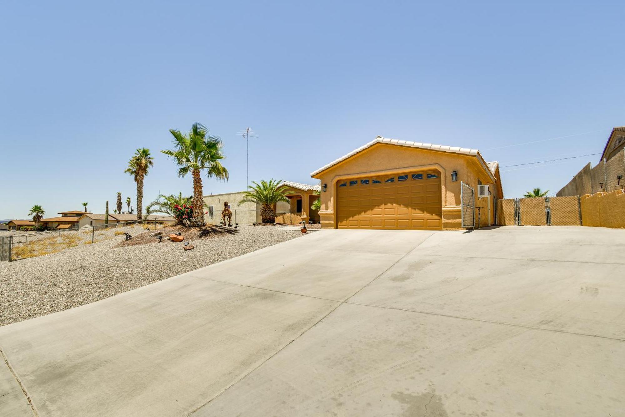 Holiday home Havasu Oasis With Outdoor Pool And Hot Tub! Lake Havasu City