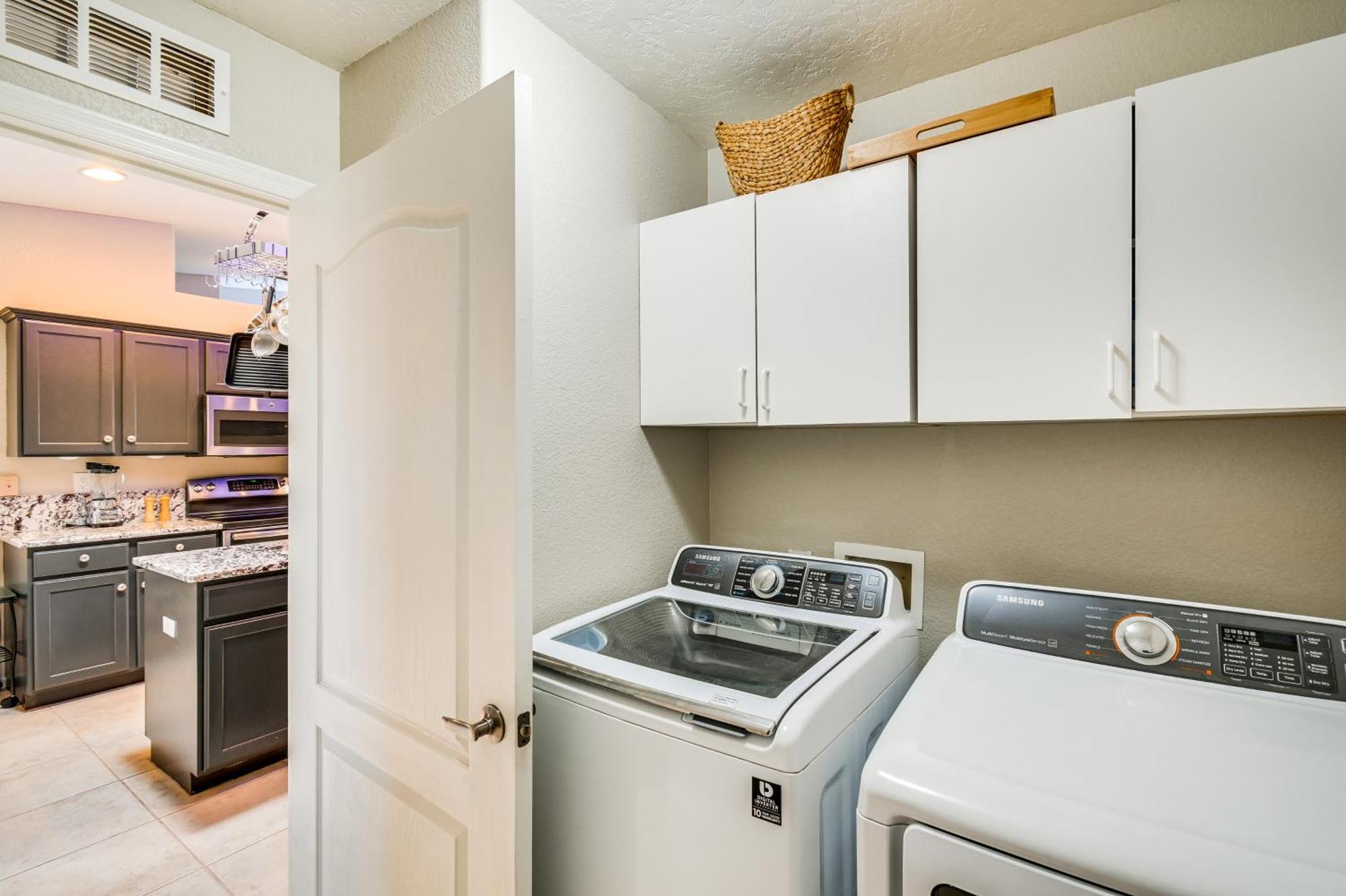 Havasu Oasis With Outdoor Pool And Hot Tub! * Lake Havasu City