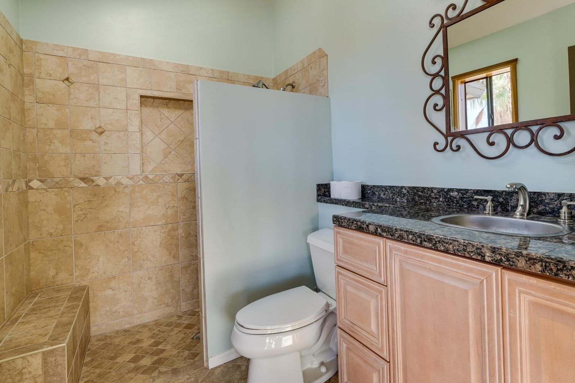 Holiday home Havasu With Pool About 3 Mi To Beach! Lake Havasu City
