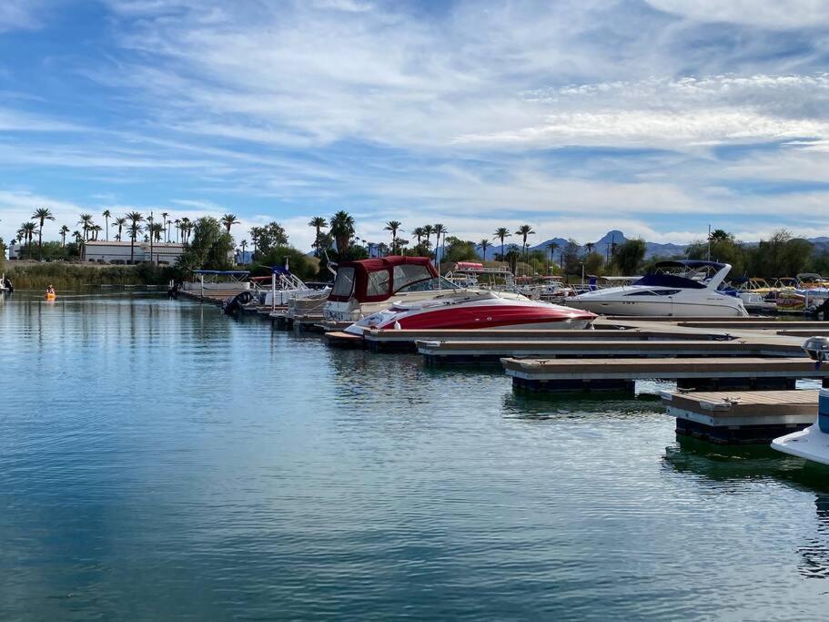 Holiday home Jacuzzi Pool & Casita Wifi Ac Tvs Rv Boat Parking