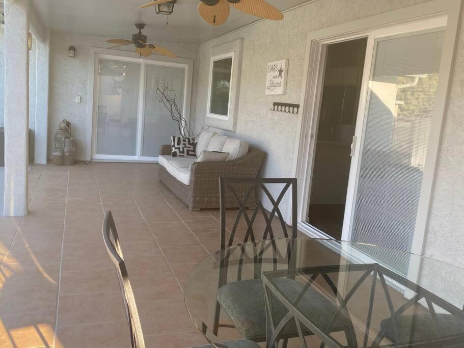 Jacuzzi Pool & Casita Wifi Ac Tvs Rv Boat Parking *