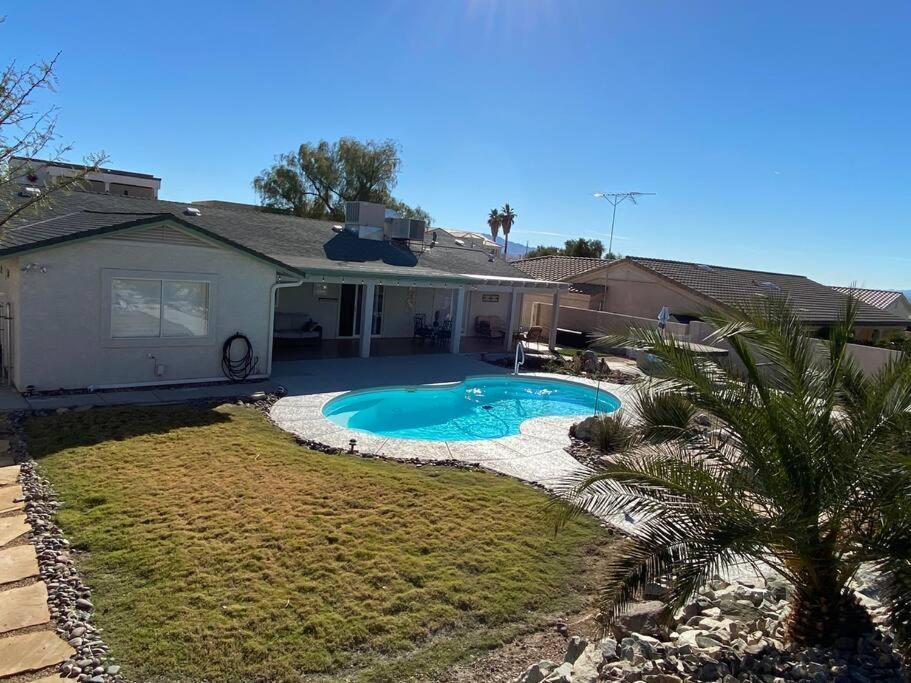 Holiday home Jacuzzi Pool & Casita Wifi Ac Tvs Rv Boat Parking *