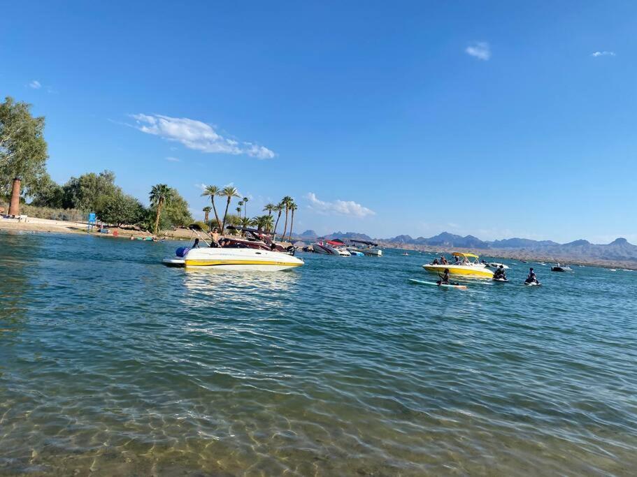 Holiday home Jacuzzi Pool & Casita Wifi Ac Tvs Rv Boat Parking