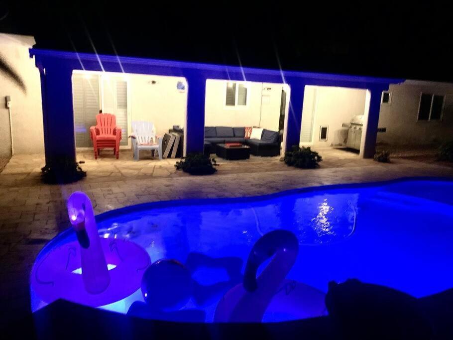 Havasu Private 3 Bedroom Pool With Game Holiday home