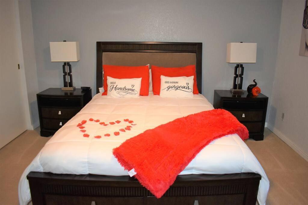 Havasu Private 3 Bedroom Pool With Game Lake Havasu City