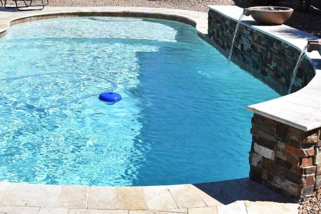 Havasu Private 3 Bedroom Pool With Game Holiday home