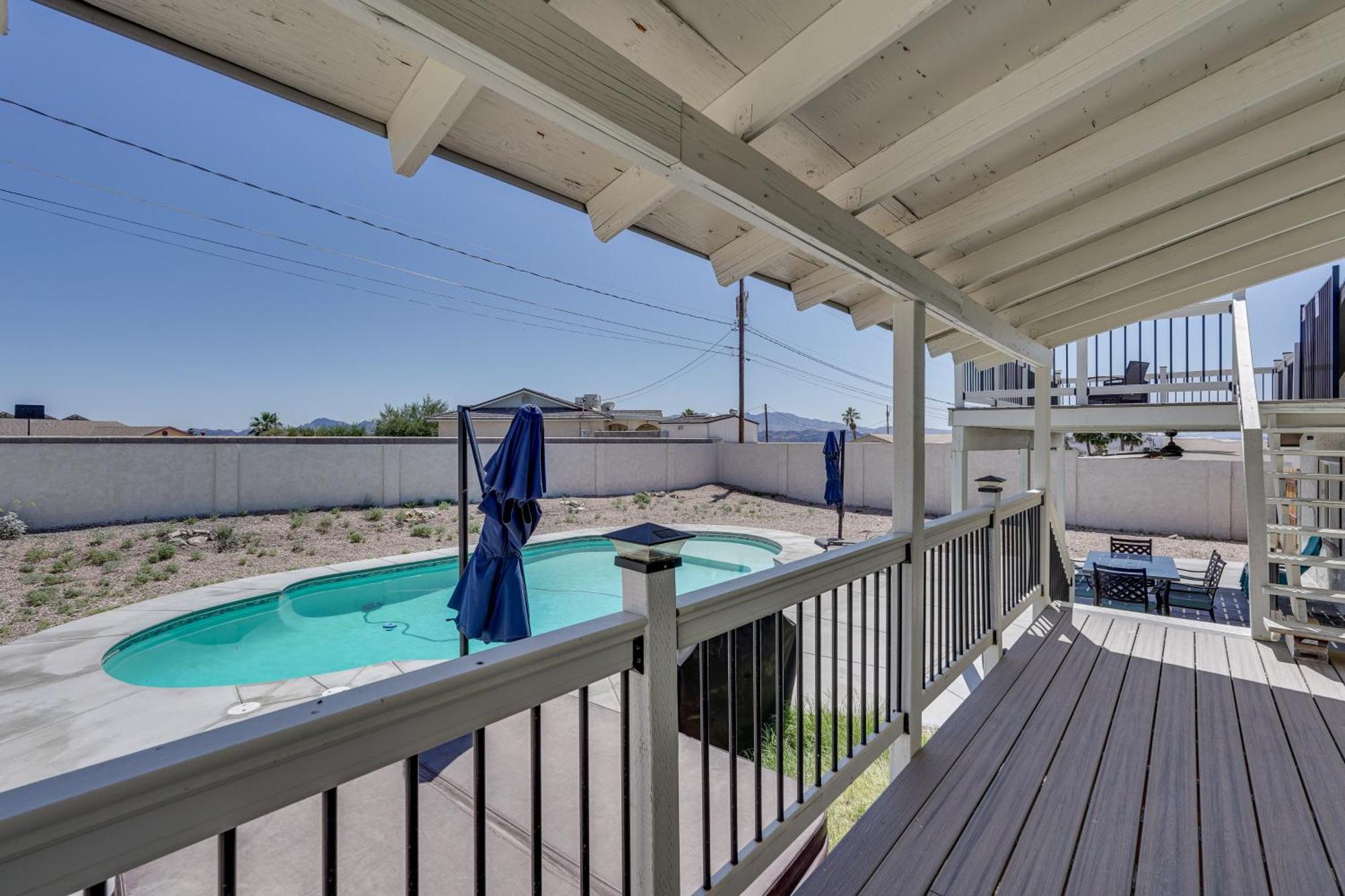 Holiday home Havasu Vacation With Pool And Hot Tub