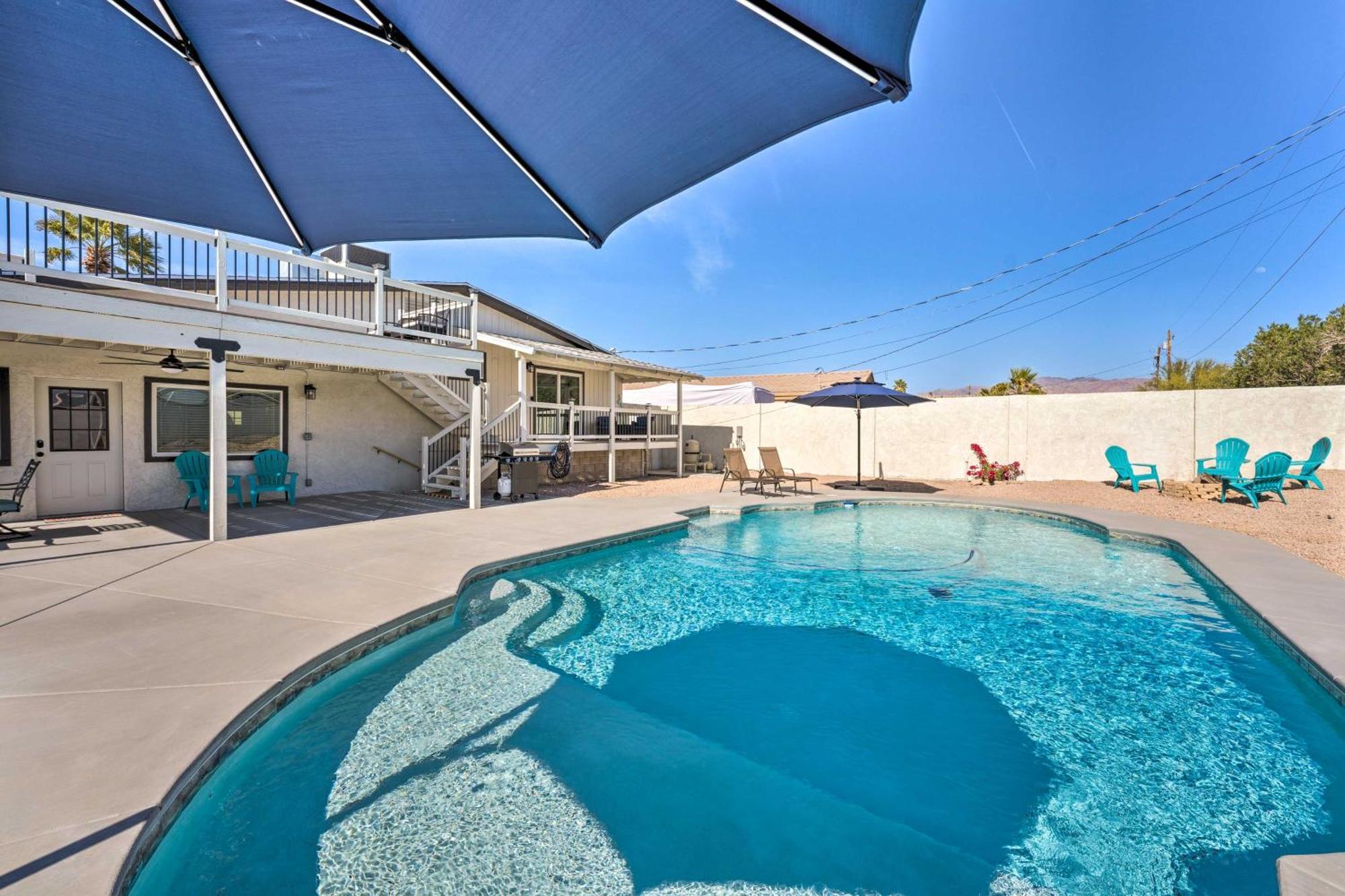 Holiday home Havasu Vacation With Pool And Hot Tub *