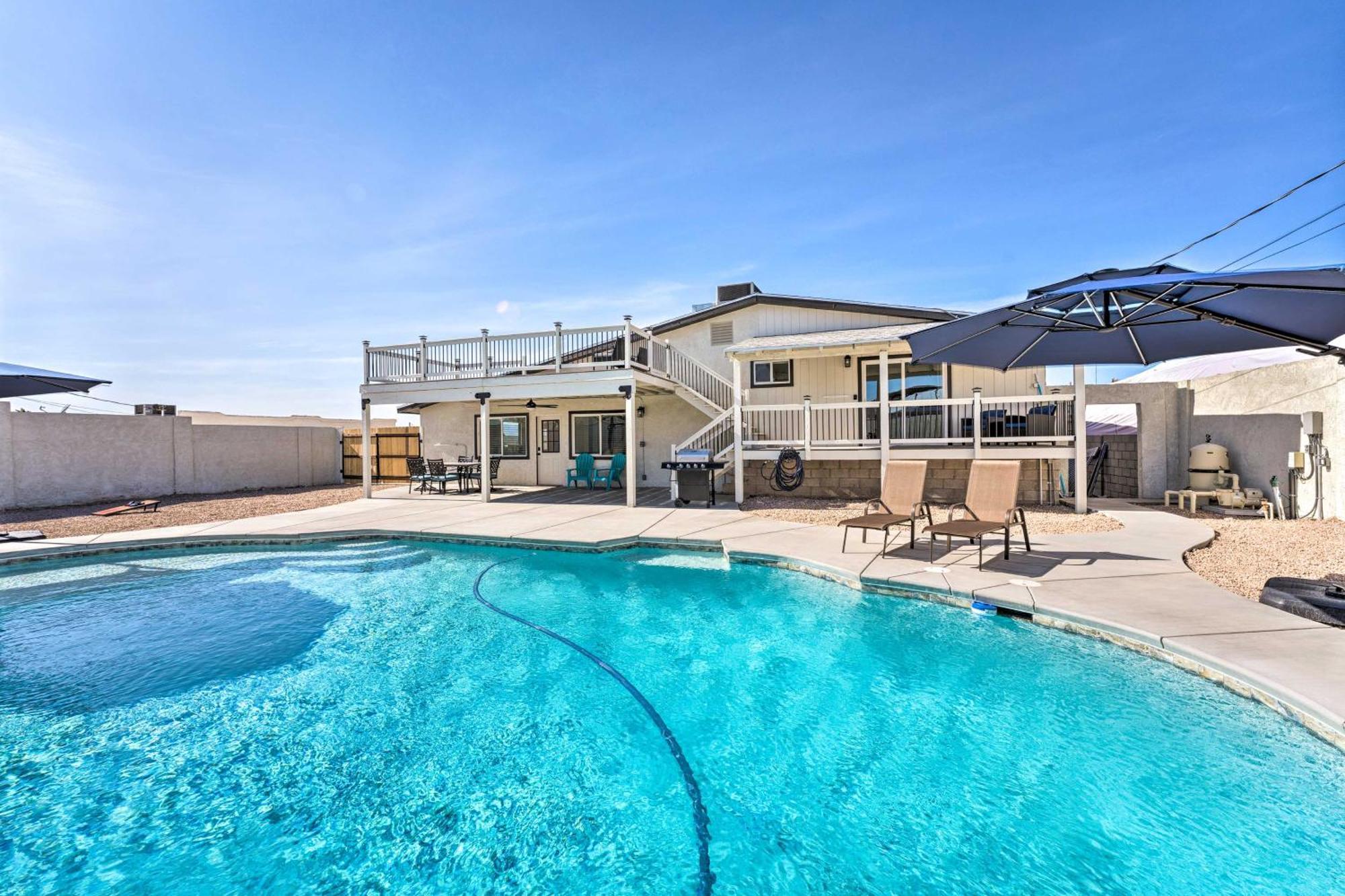 Havasu Vacation With Pool And Hot Tub