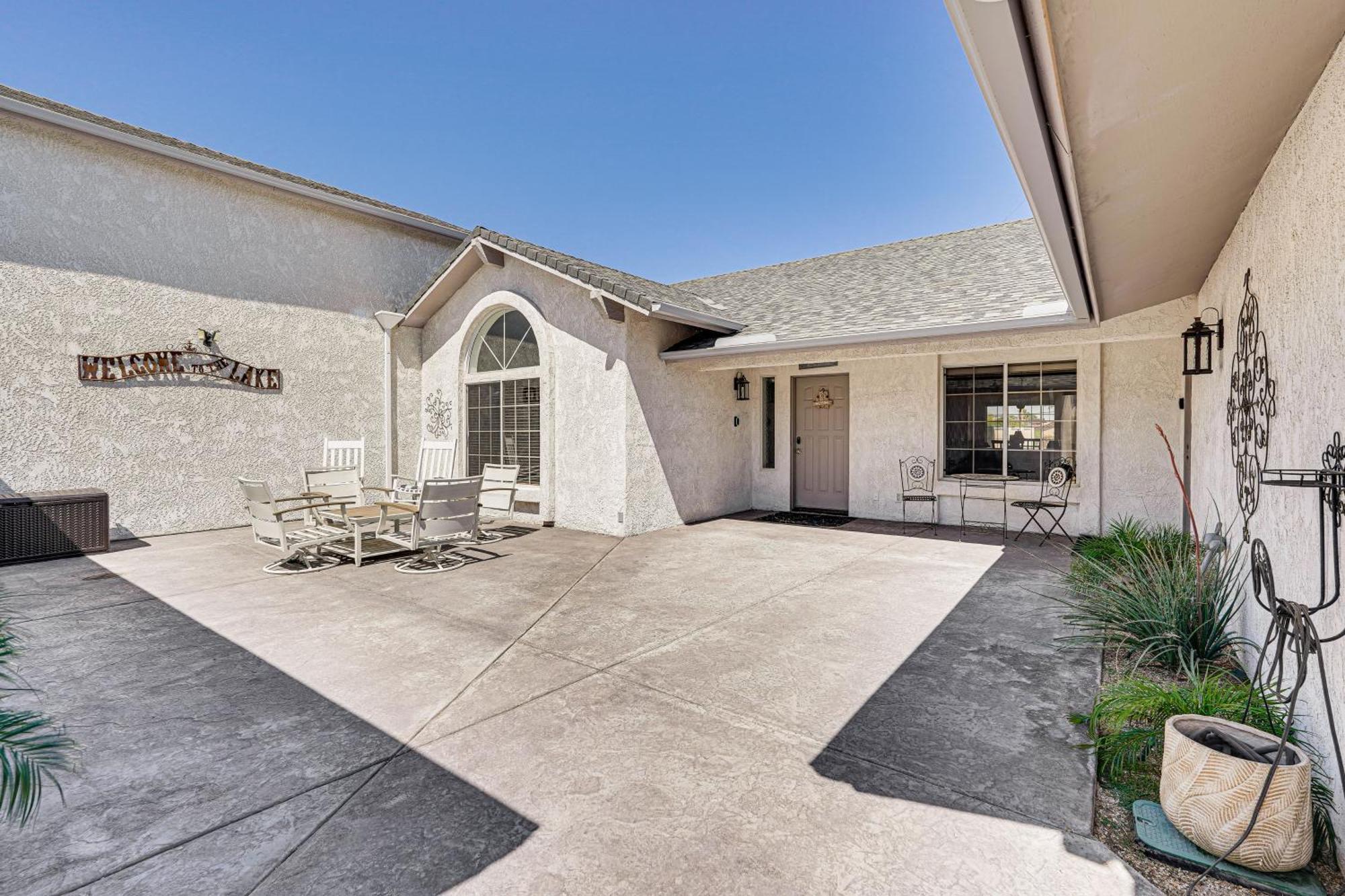 Holiday home Havasu With Patios And Saltwater Pool! *