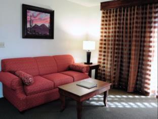 Getaways At Havasu Dunes Hotel