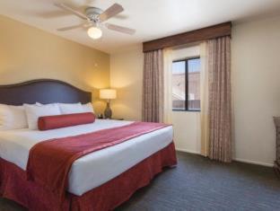 Hotel Getaways At Havasu Dunes Lake Havasu City
