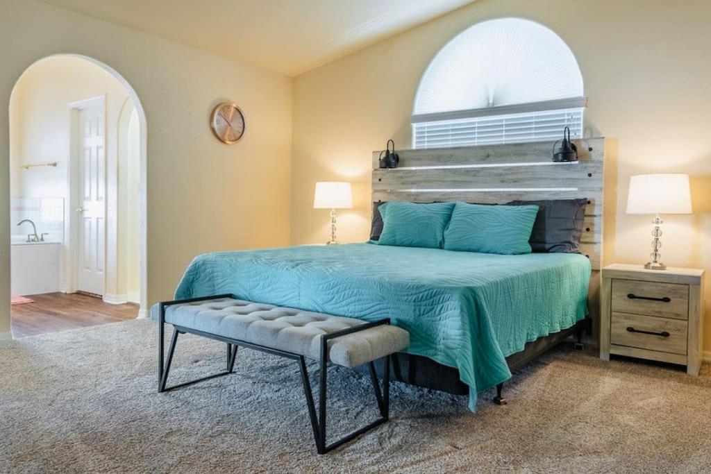 Holiday home Daytona Beautiful, Spacious, 5 Bedrooms, 4 Bathrooms Big House Lake Havasu City