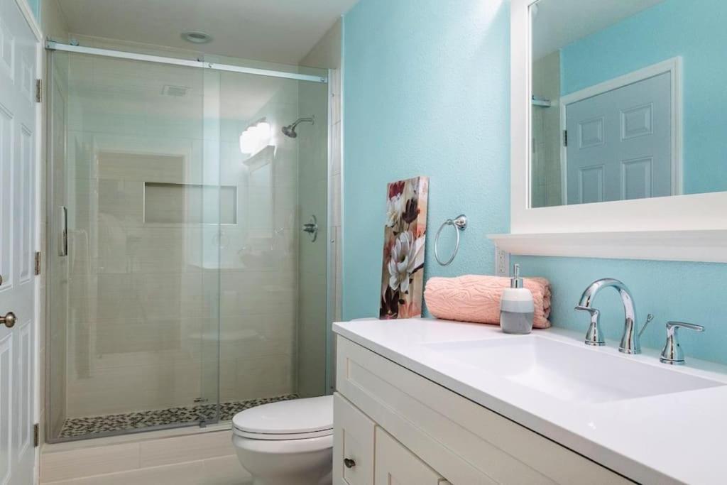 Holiday home Daytona Beautiful, Spacious, 5 Bedrooms, 4 Bathrooms Big House
