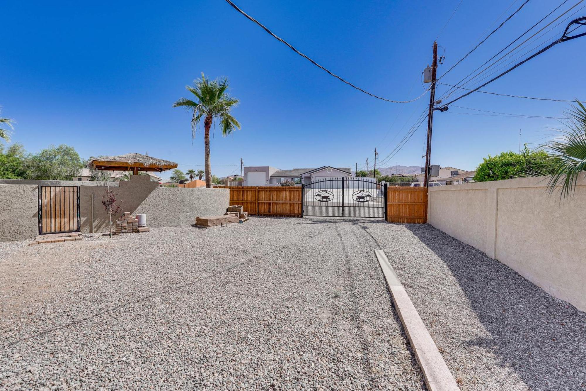Holiday home Havasu Getaway With Pool About 5 Mi To Beach! Lake Havasu City