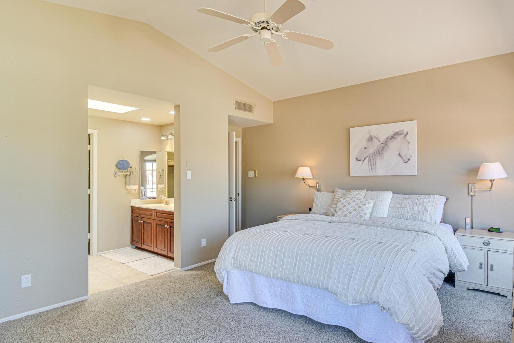 Havasu Gem With Patio And Pool Access! Holiday home *
