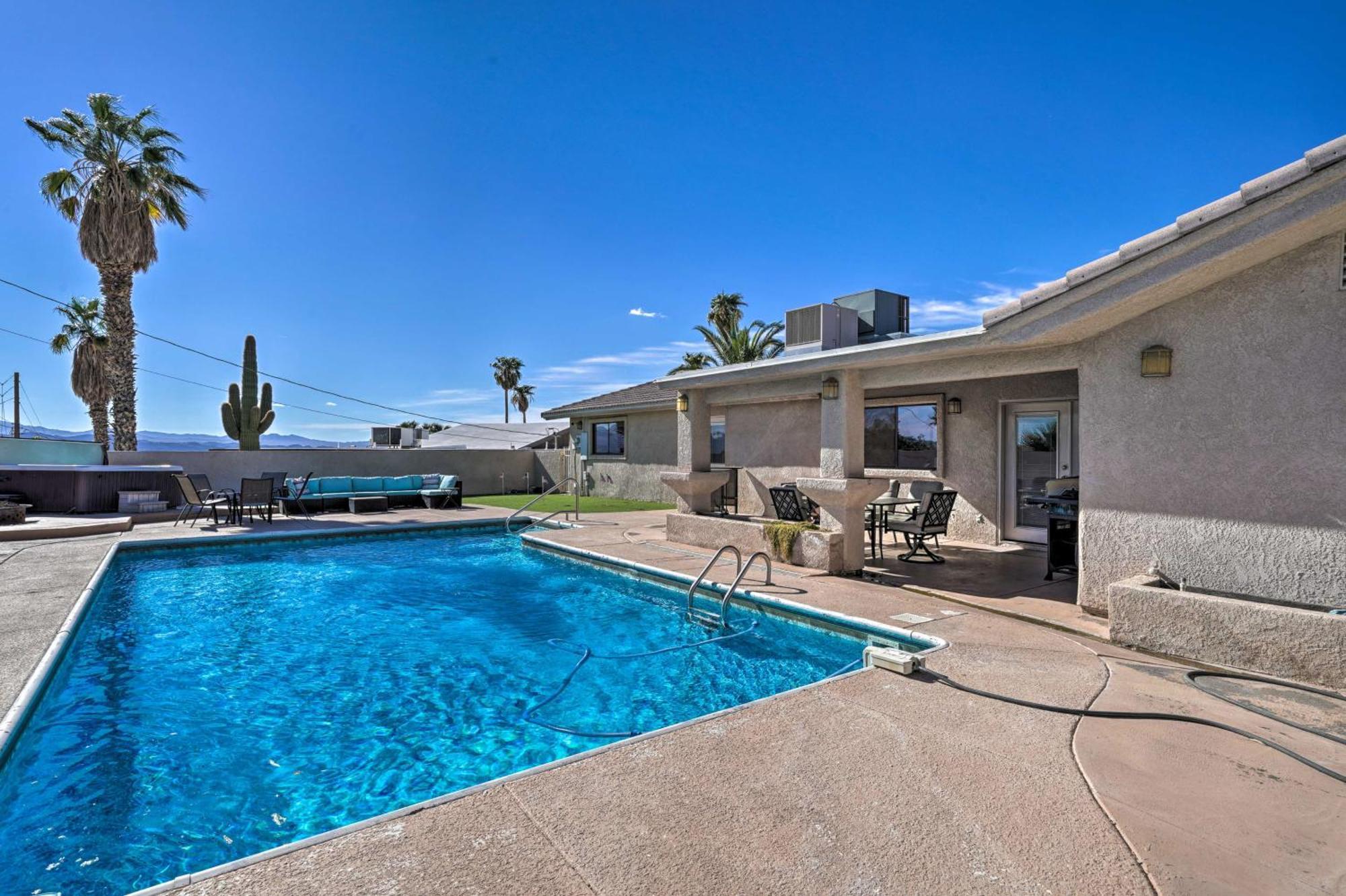 Holiday home Havasu Gem With Putting And Pool Table Lake Havasu City