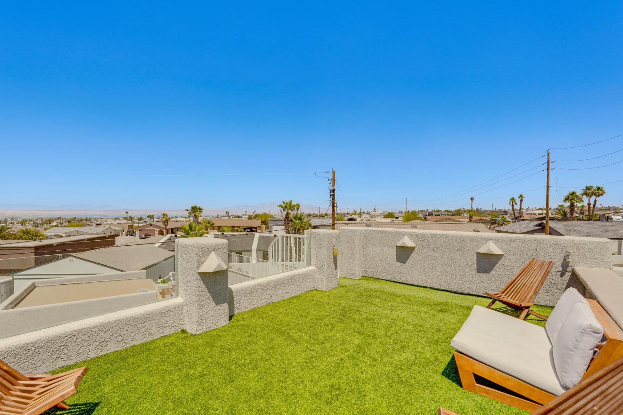 Havasu Retreat With Pool, And Views! Lake Havasu City