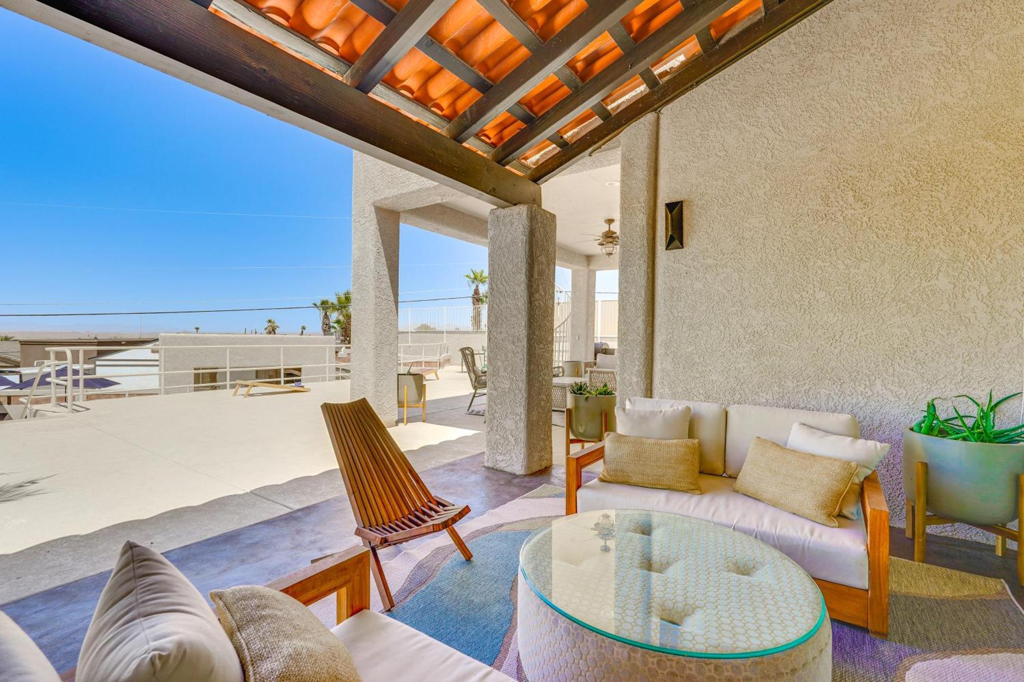 Havasu Retreat With Pool, And Views! Holiday home Lake Havasu City