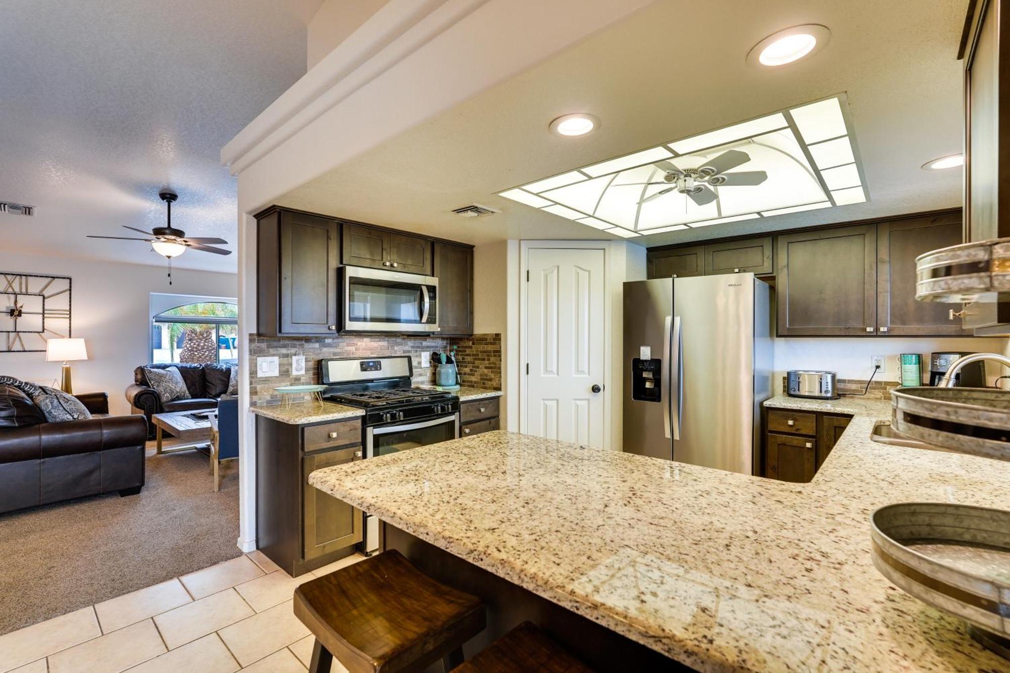Havasu With Private Pool Near London Bridge *