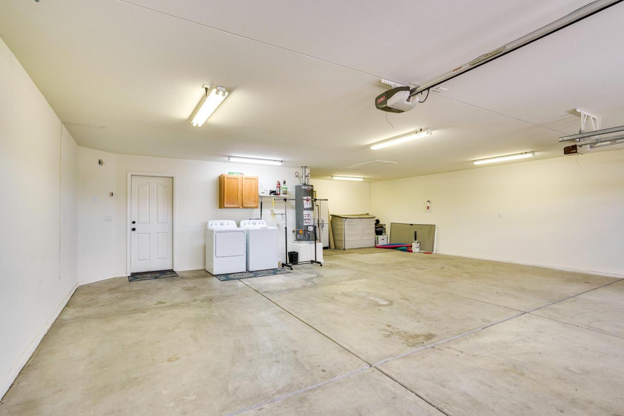 Havasu With Private Pool Near London Bridge