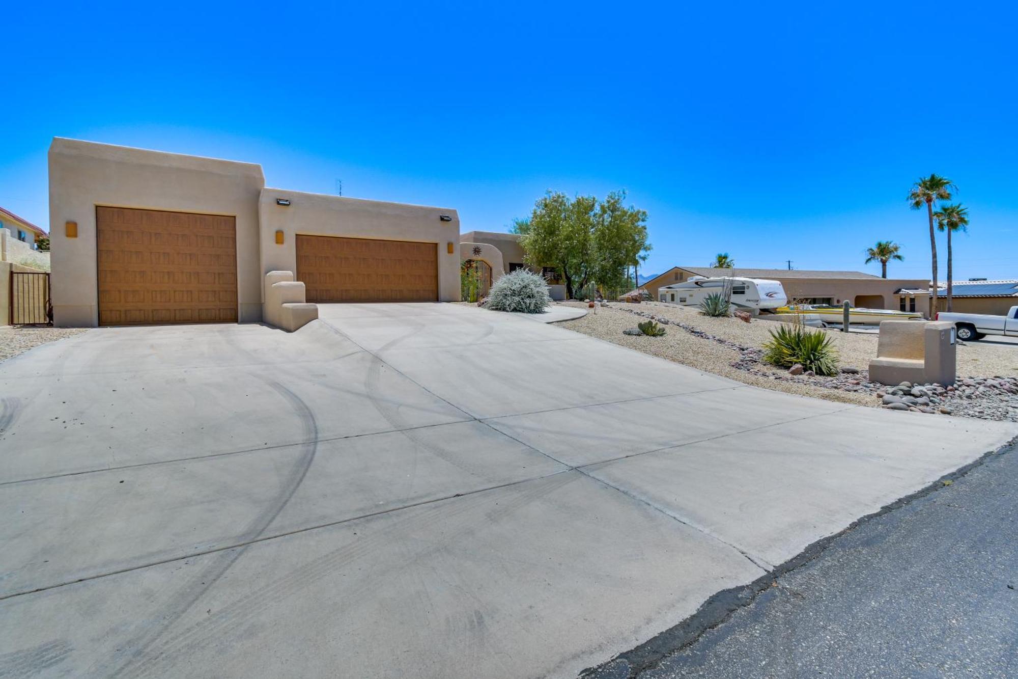Holiday home Havasu Gem Pool And Hot Tub, Near Boating Lake Havasu City