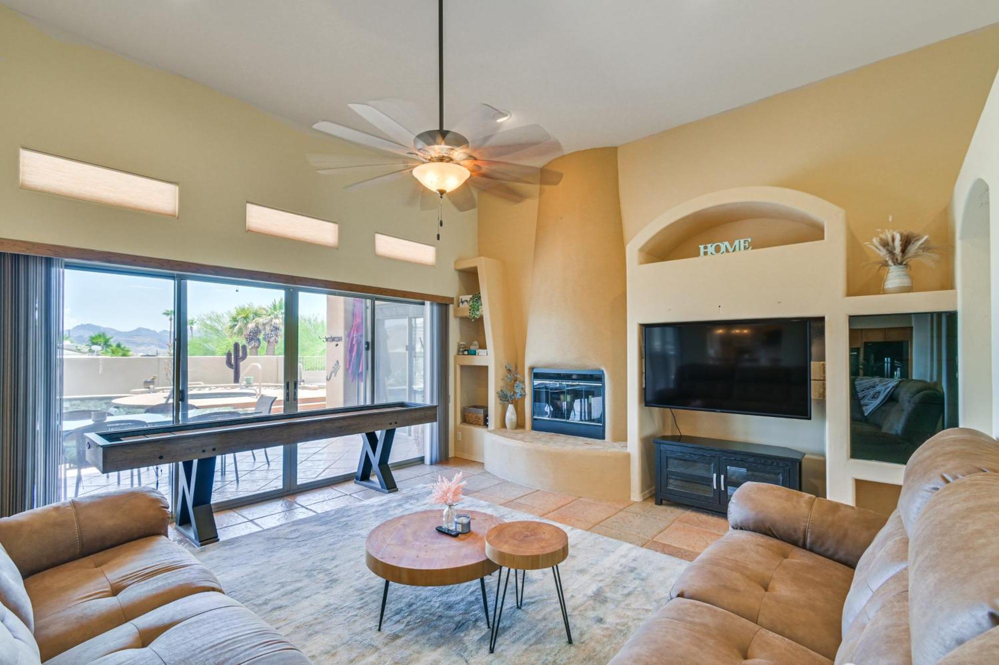 Havasu Gem Pool And Hot Tub, Near Boating Holiday home Lake Havasu City