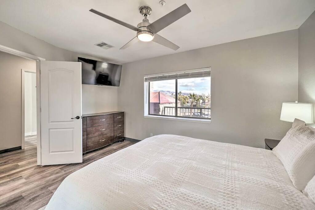 Apartment Resort-style Havasu With Pool! *