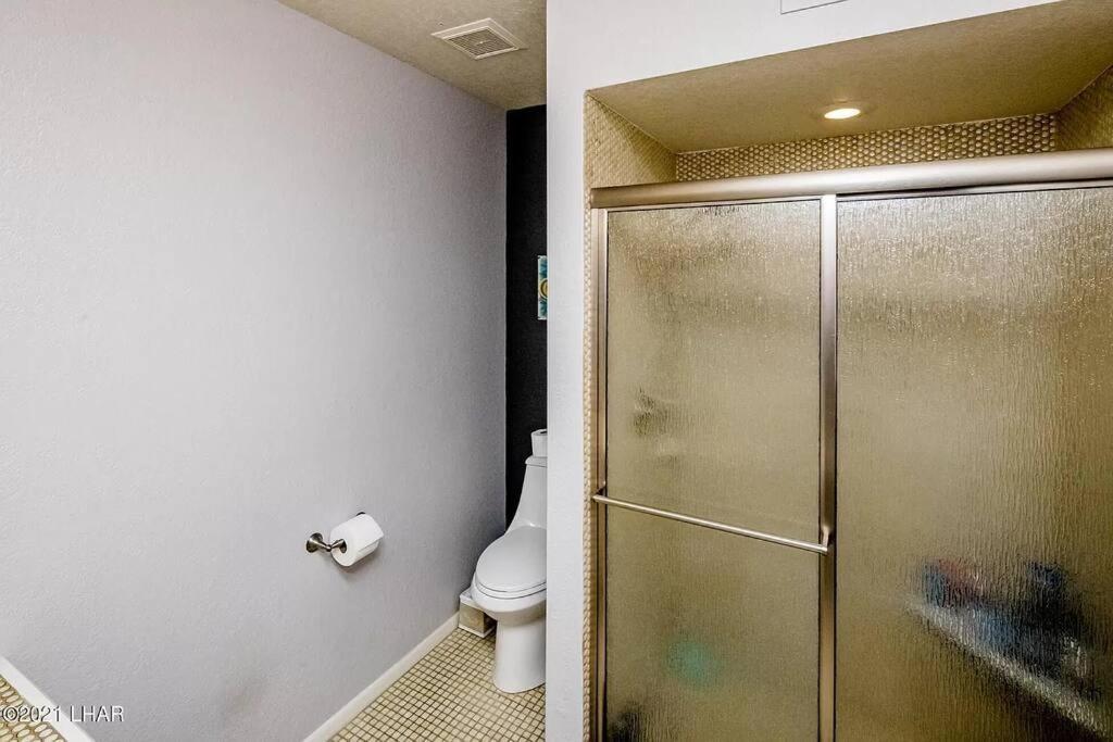 Golf Course Retreat - Olympic Style Pool, Many Games, Luxury Spa, 6 Bathrooms! Holiday home Lake Havasu City