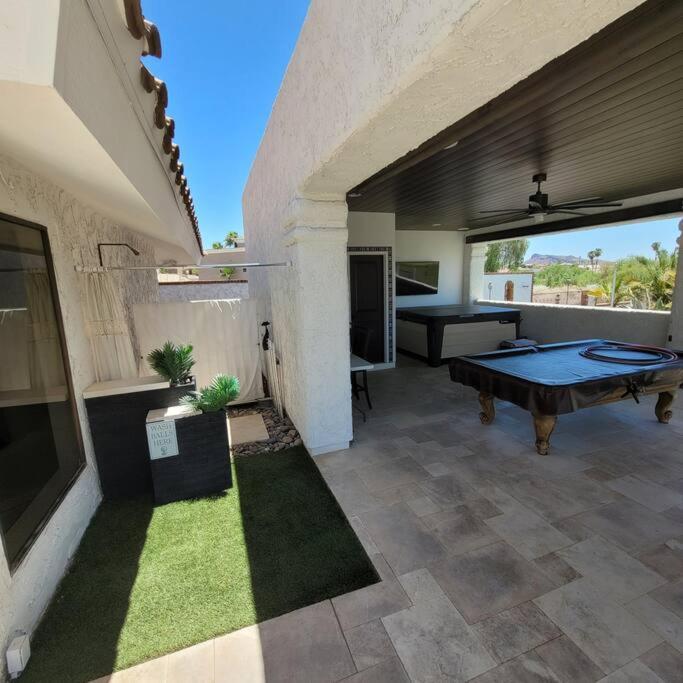 Golf Course Retreat - Olympic Style Pool, Many Games, Luxury Spa, 6 Bathrooms! Holiday home