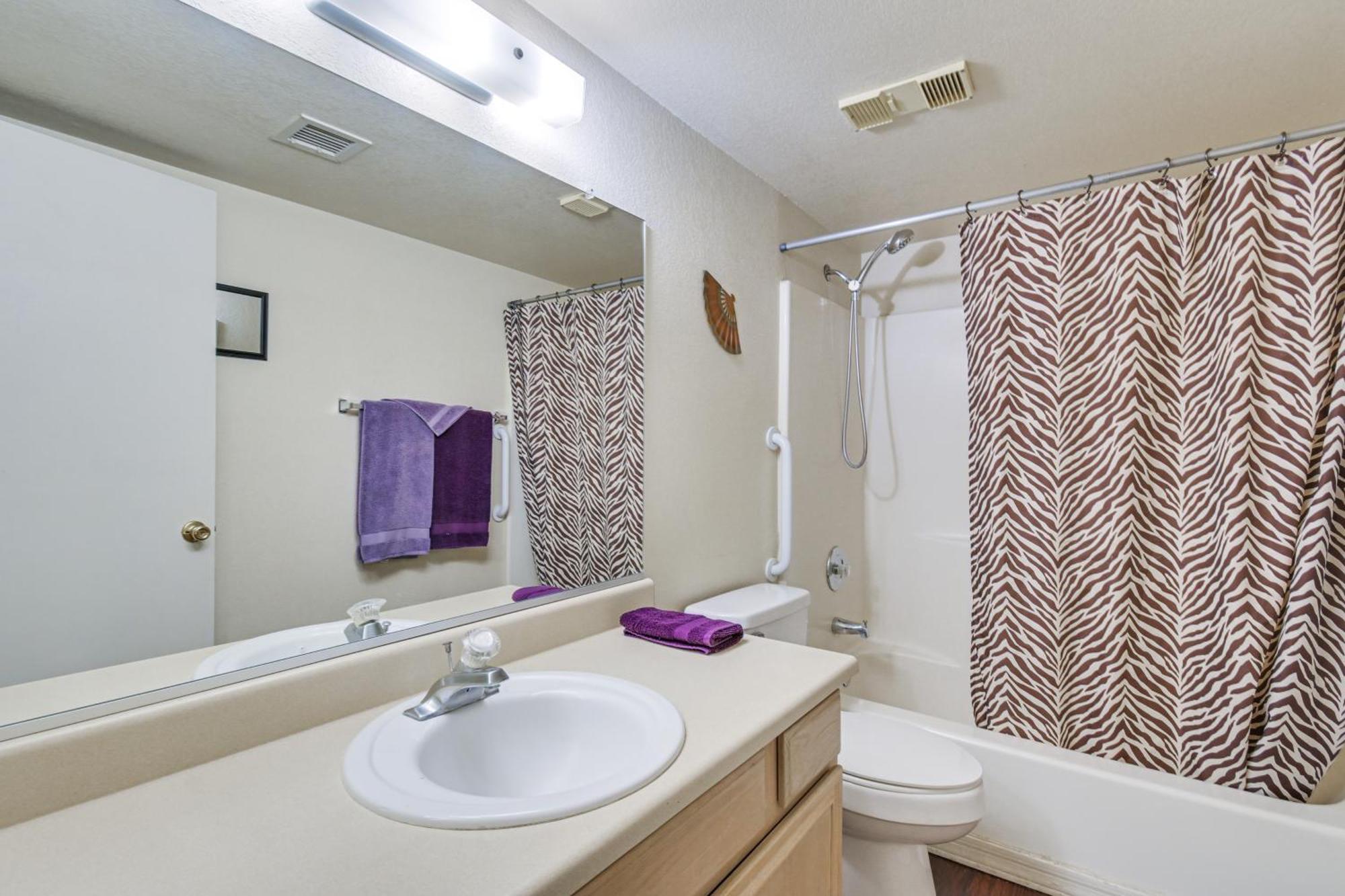 Apartment In Havasu With Balcony!