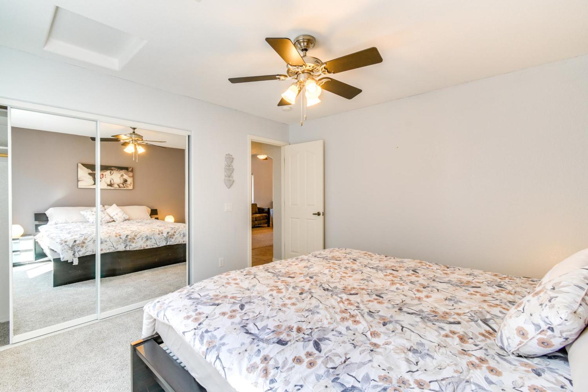 Holiday home Havasu Heated Pool, 4 Mi To Beach! *