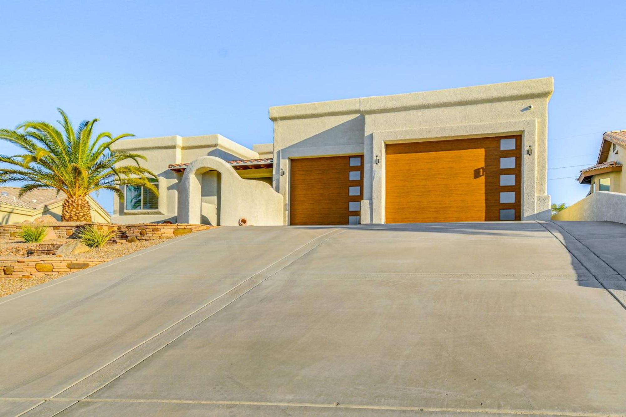 Luxe Havasu Getaway With Pool And Rooftop Deck * Lake Havasu City