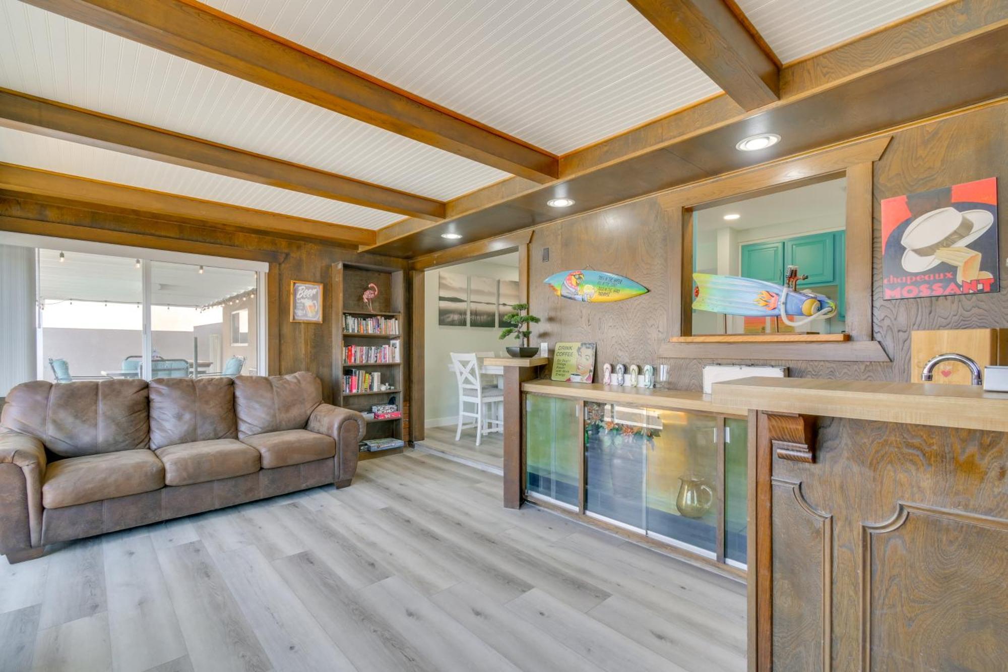 Havasu Heated Pool, 1 Mi To And Town Holiday home *