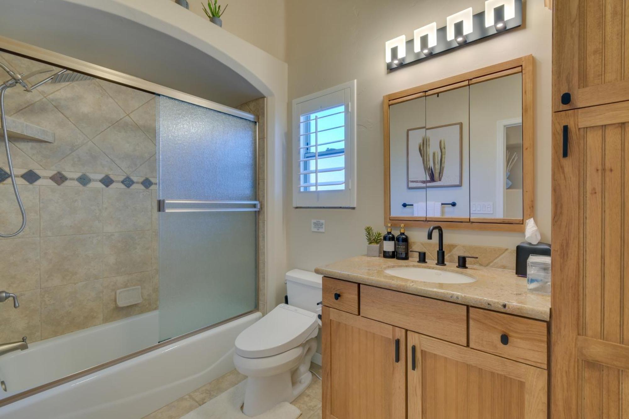 Luxe Havasu Getaway With Pool And Rooftop Deck * Lake Havasu City