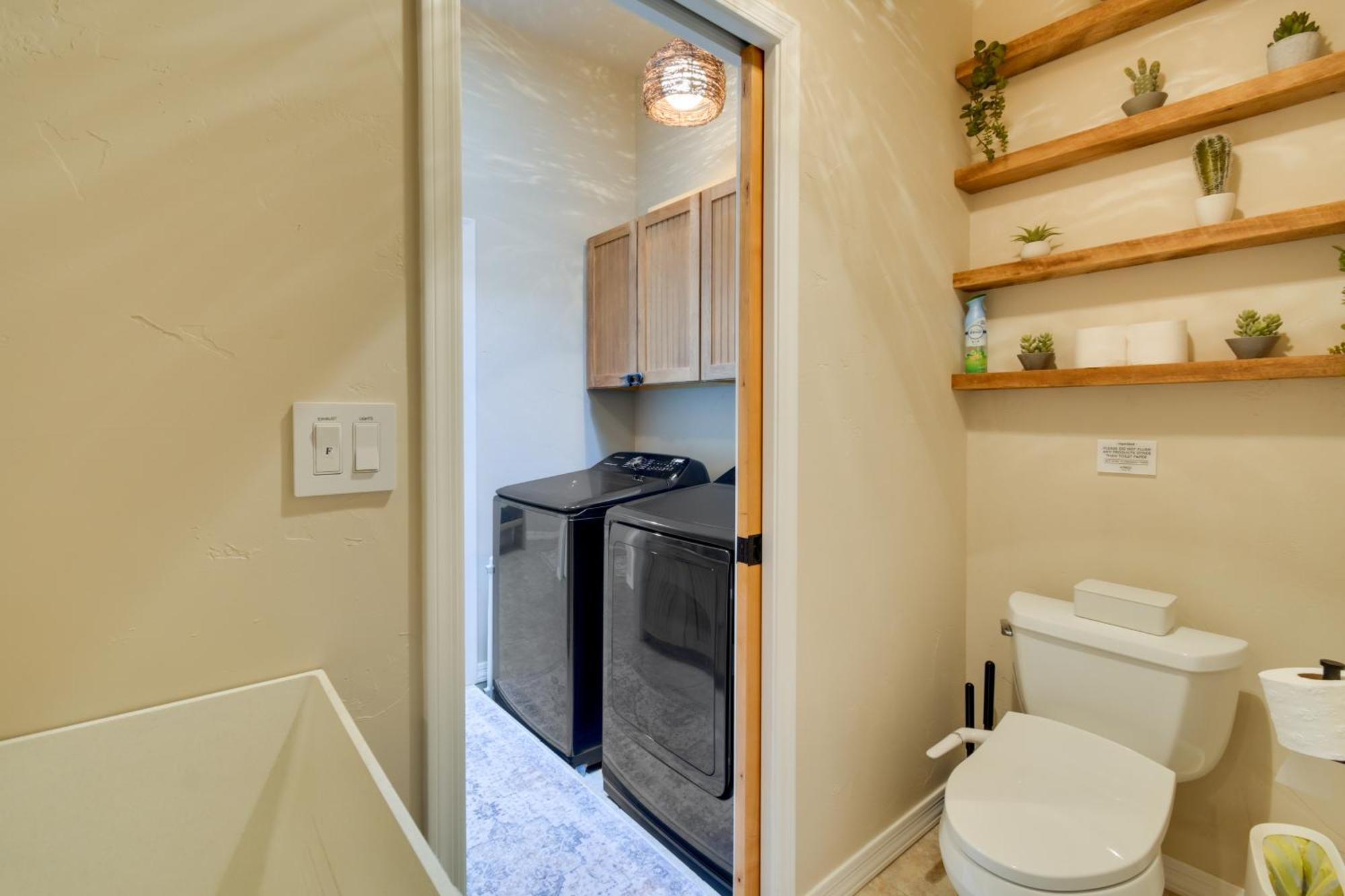 Holiday home Luxe Havasu Getaway With Pool And Rooftop Deck *