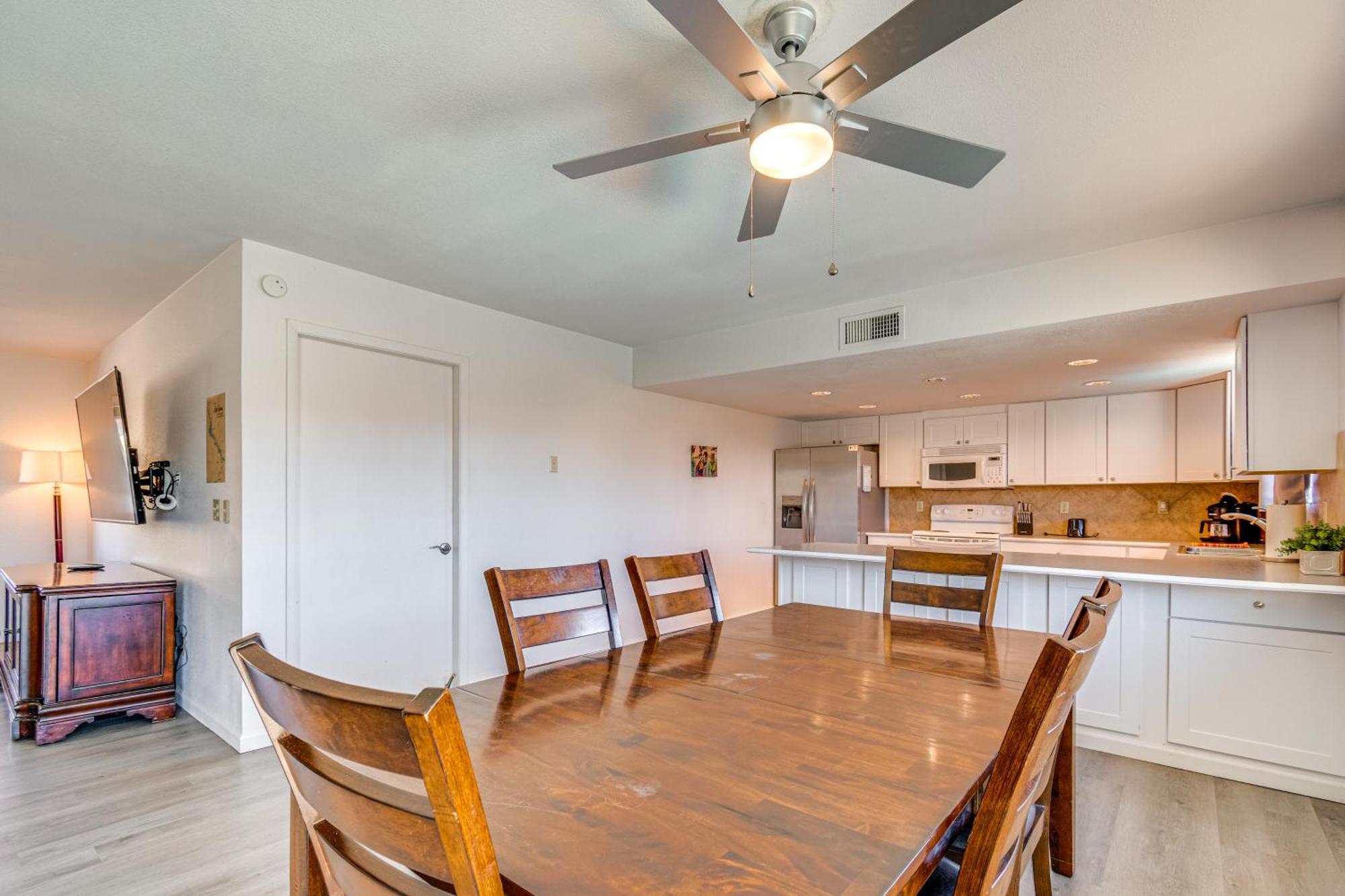 Pet-friendly 2 Mi To Havasu! Holiday home *