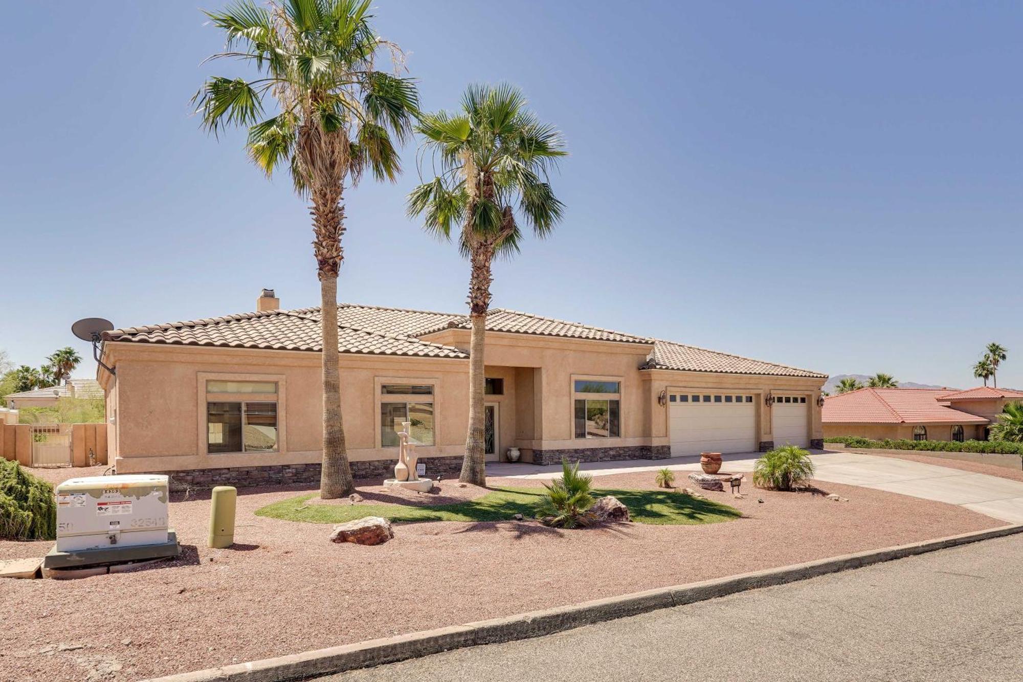 Holiday home Havasu Vacation With Heated Pool!