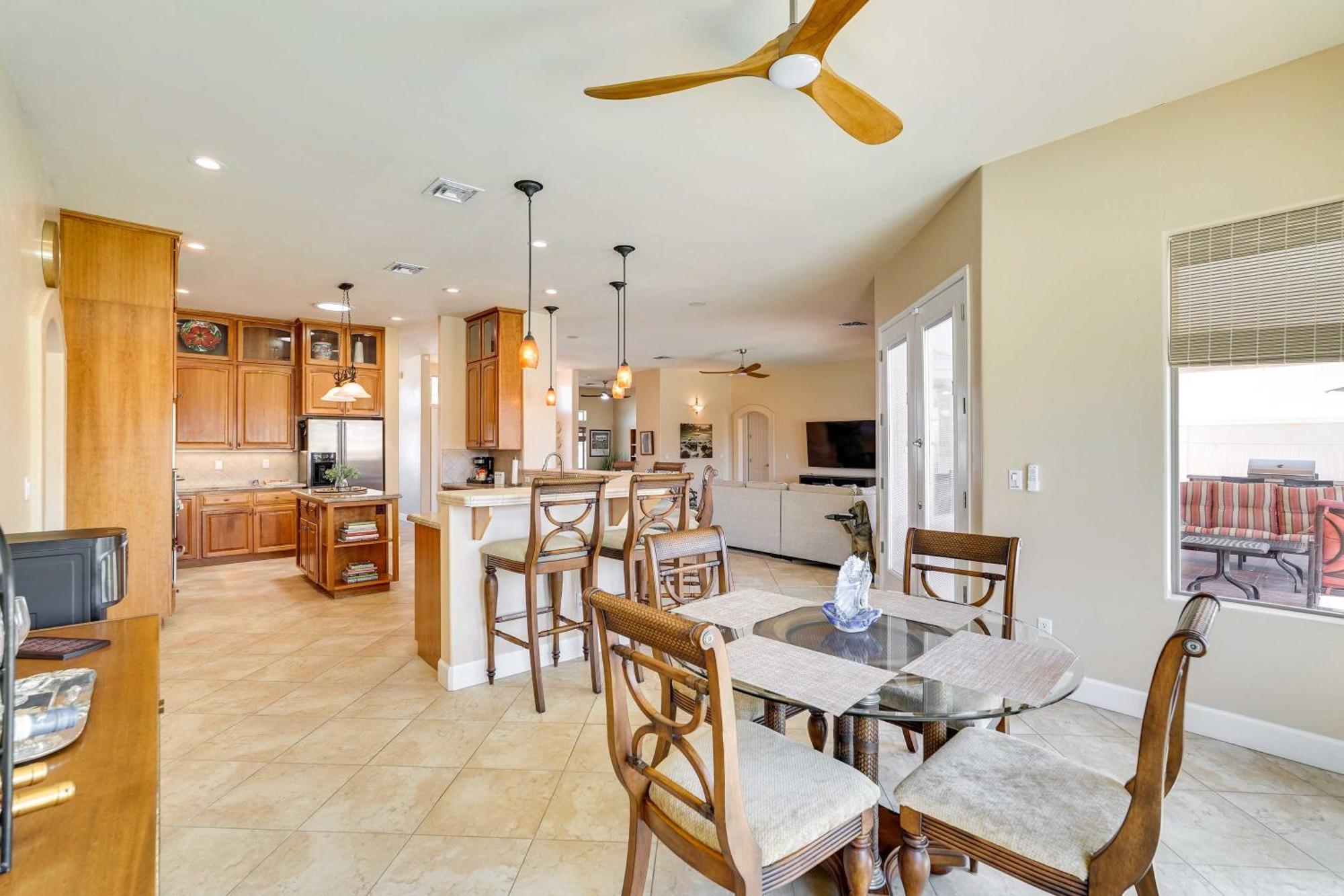Havasu Vacation With Heated Pool! *