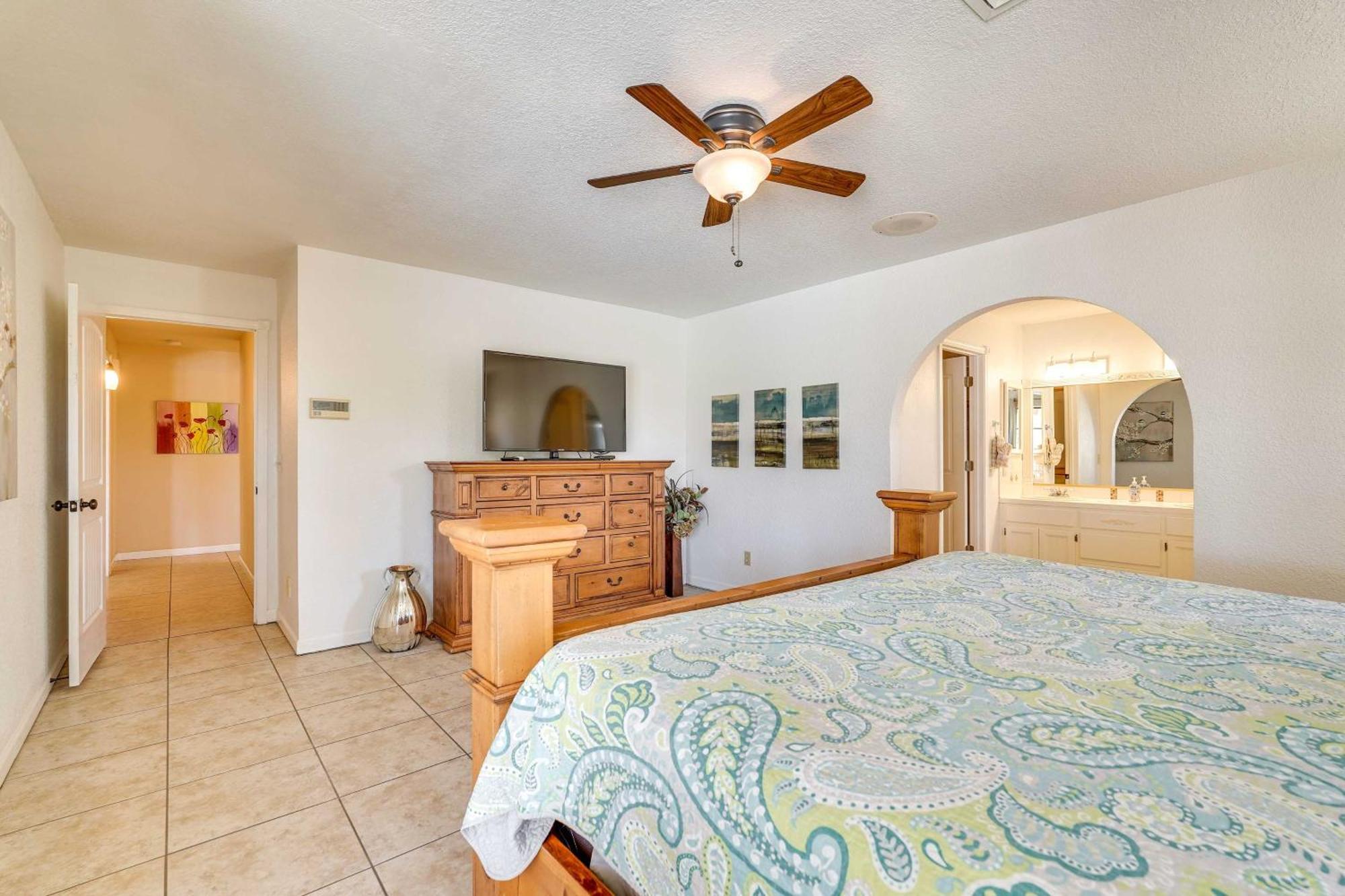 Pet-friendly Havasu With Heated Pool!
