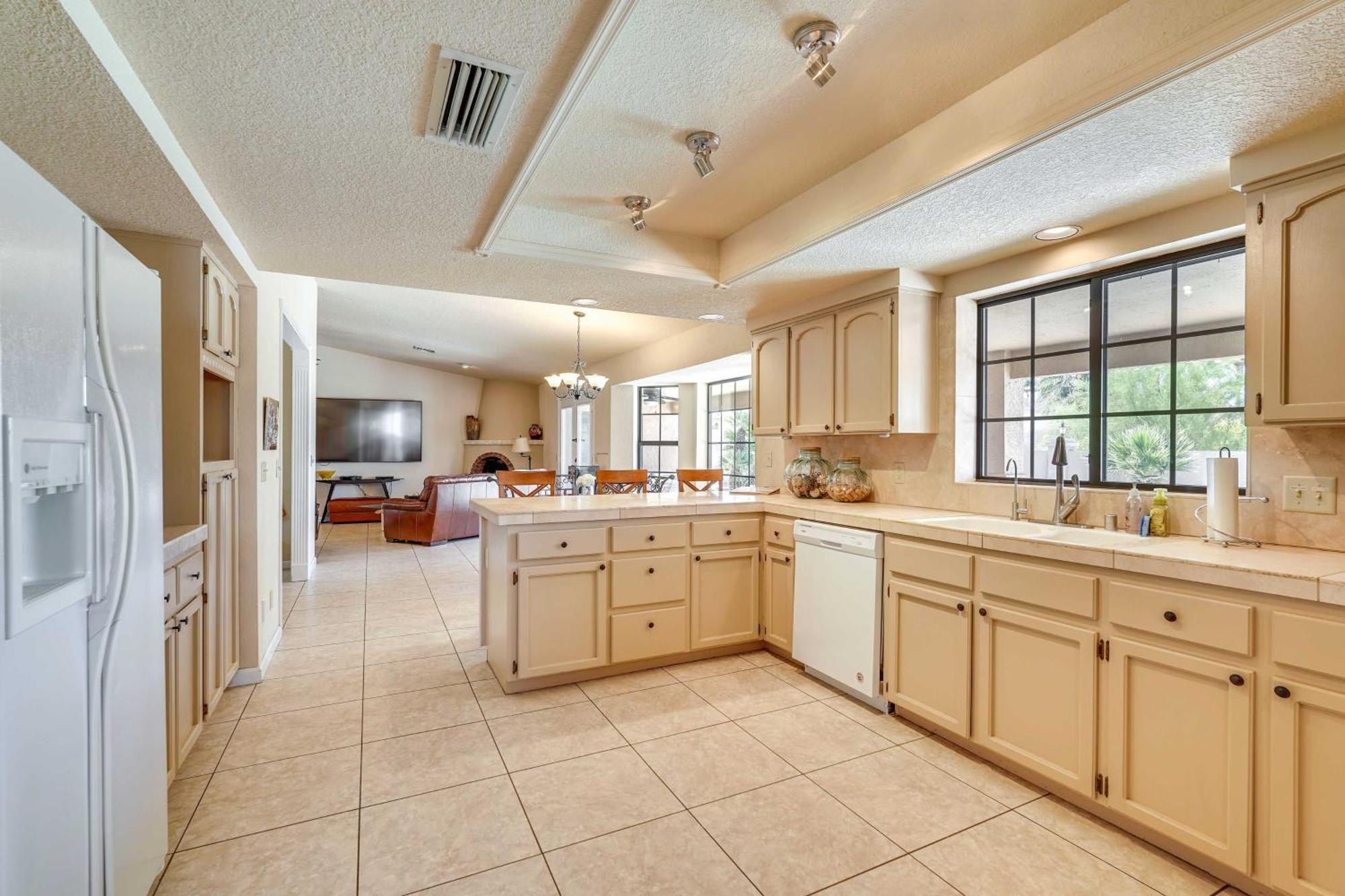 Pet-friendly Havasu With Heated Pool! *