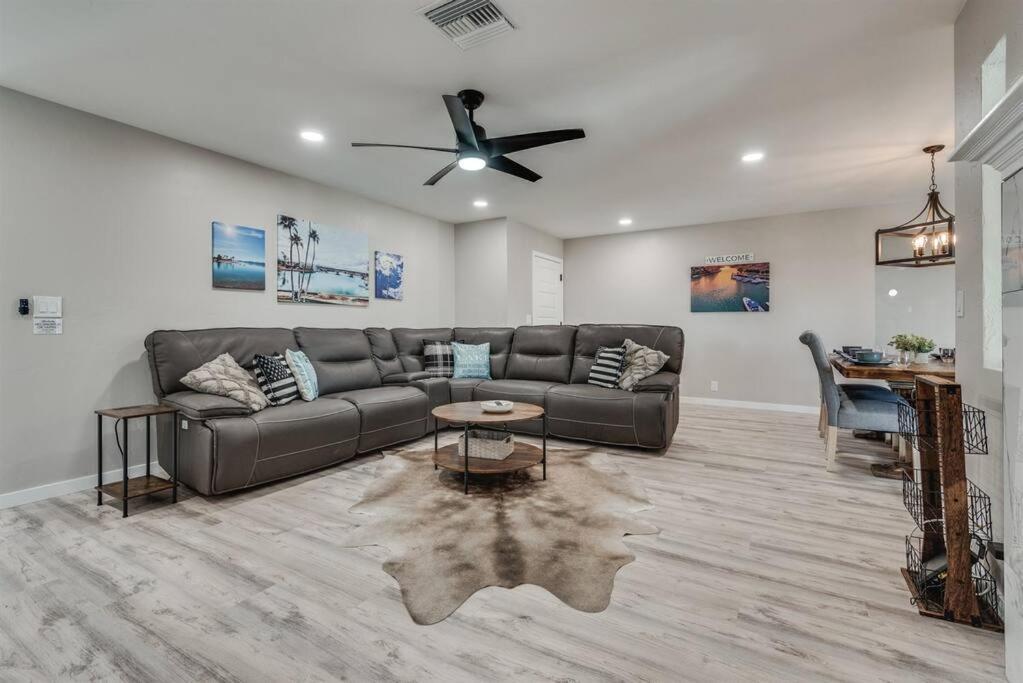 Arrowhead- New Upscale Pool Oasis Havasu Haven Game *